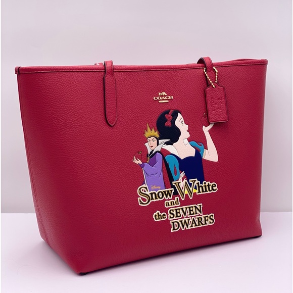 Coach Disney X Coach City
Tote with Signature Canvas Inside - Picture 11 of 12